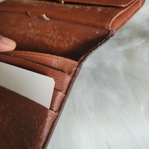 100% Authentic Louis vuitton monogram wallet - Picture 5 of 12